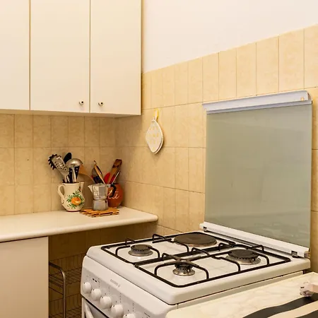 Gaetano By Interhome